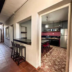 Habitación en casa particular Casa Centrica Para 7 Personas Estacionamiento Gratuito, Mendoza